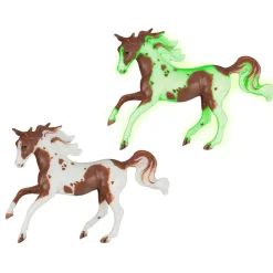 Breyer Paint & Play Glow In The Dark Kit