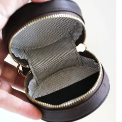 Oakbark & Chrome Stirrup Accessory Keeper