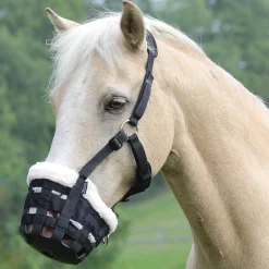 Shires Equestrian Shires Deluxe Grass Muzzle
